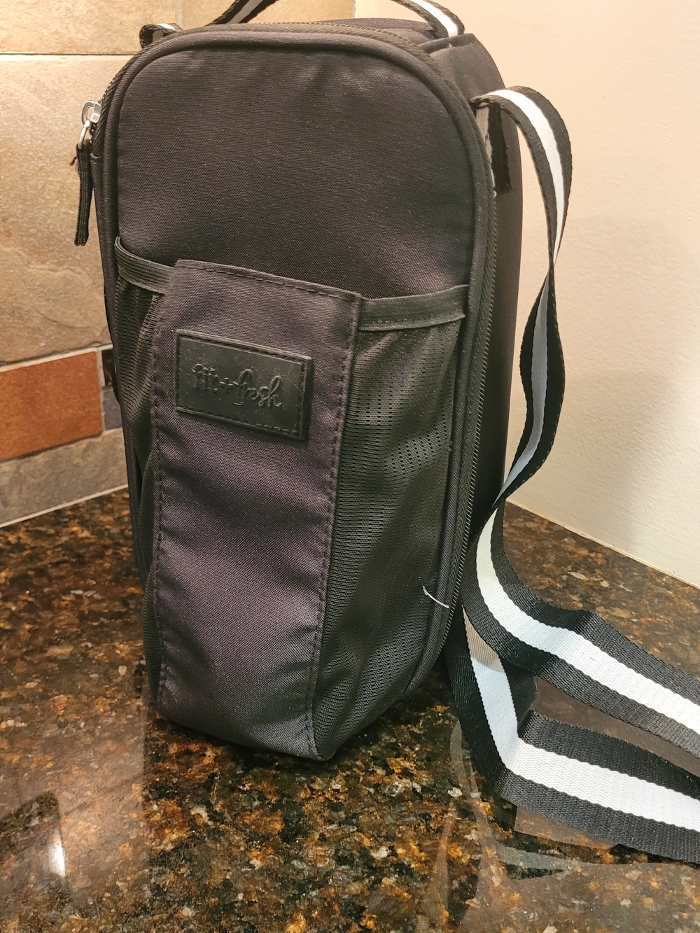 Fit & Fresh Black Vertical Insulated Lunch Tote NWOT